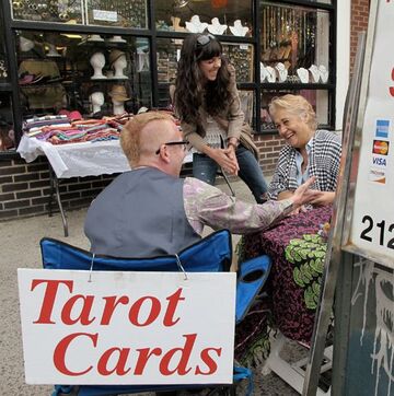 Elaine-Psychic with Chealsea-Girl in SOHO Manhattan (NYC), giving a Tarot and Palm Reading